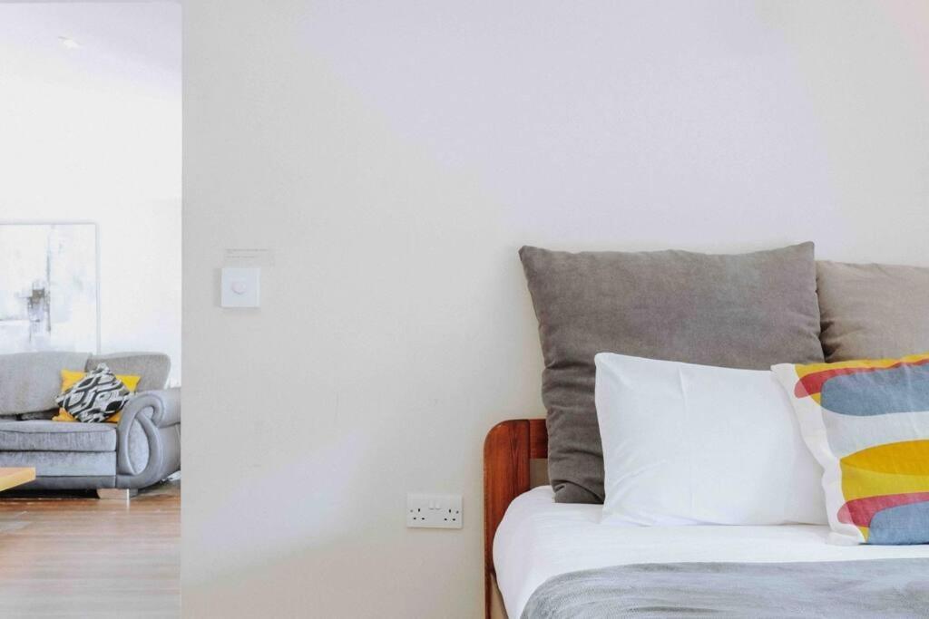 Smart-Home In Original Victorian Building Bristol Exterior foto